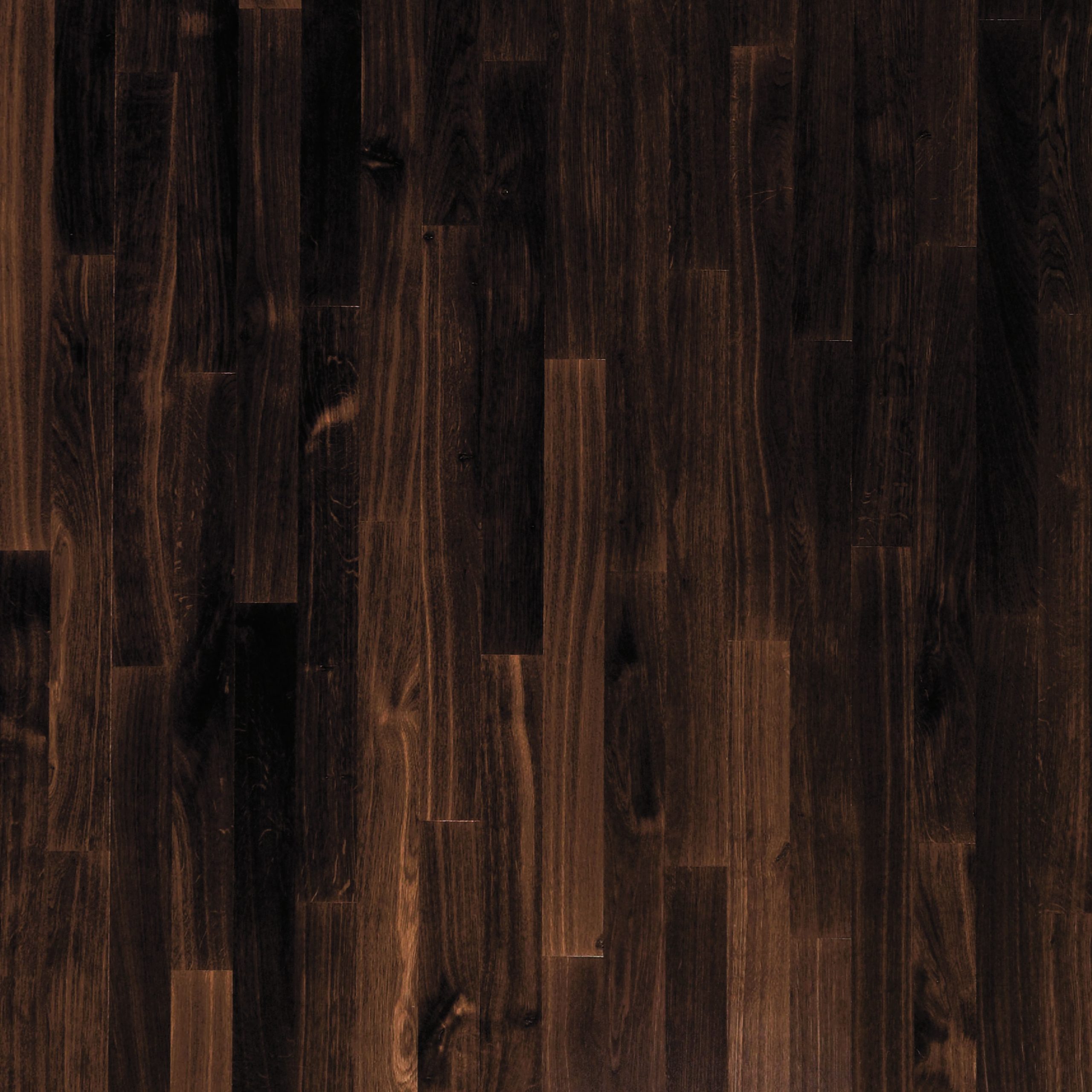 Files_Images_WOODEN-FLOORING_2-STRIP-WOODEN-FLOORING_GRADINGS_BLACK-OAK_Junckers-2strip-Black-Oak-Harmony